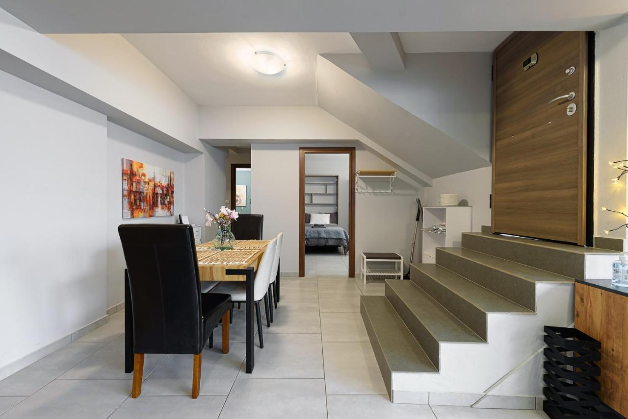 Patras' Hitech Apartment Zewnętrze zdjęcie