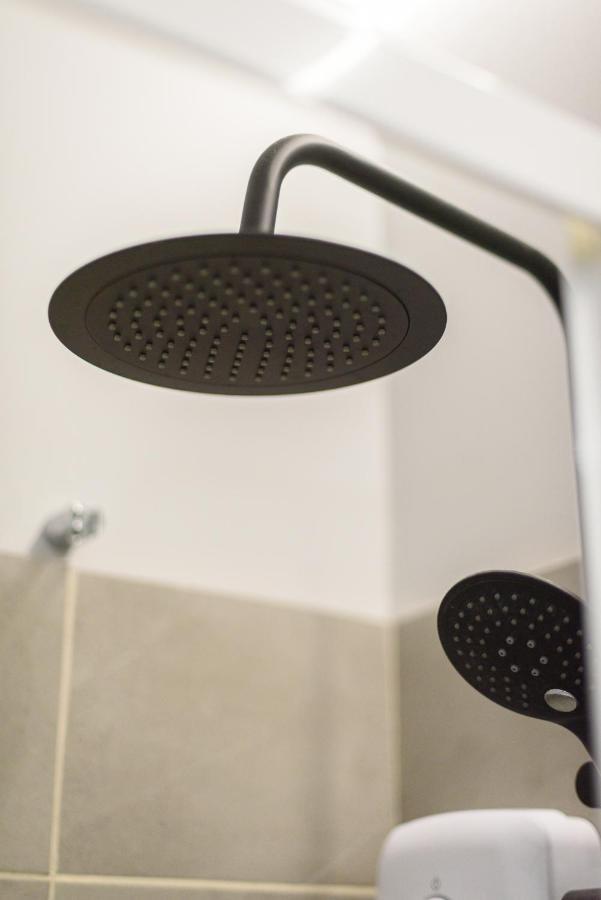 Patras' Hitech Apartment Zewnętrze zdjęcie