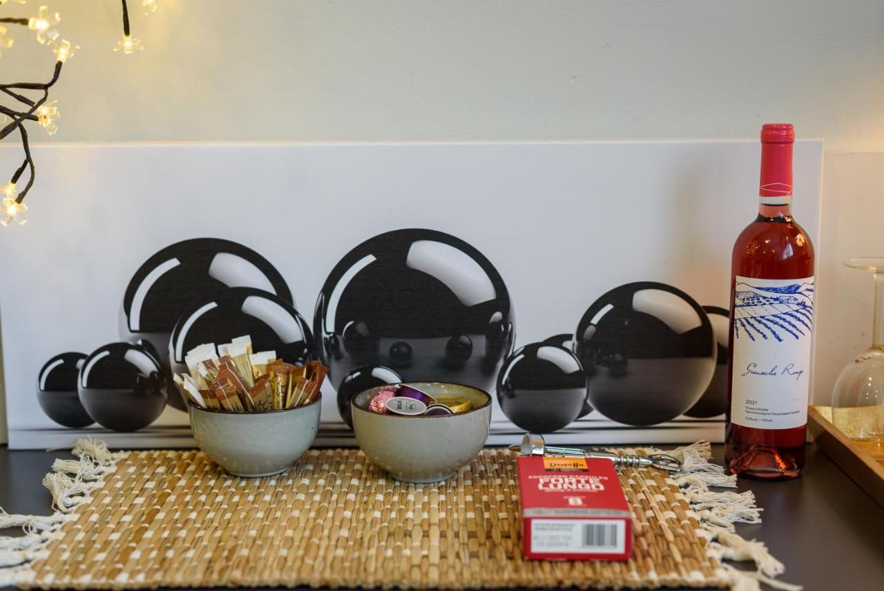 Patras' Hitech Apartment Zewnętrze zdjęcie
