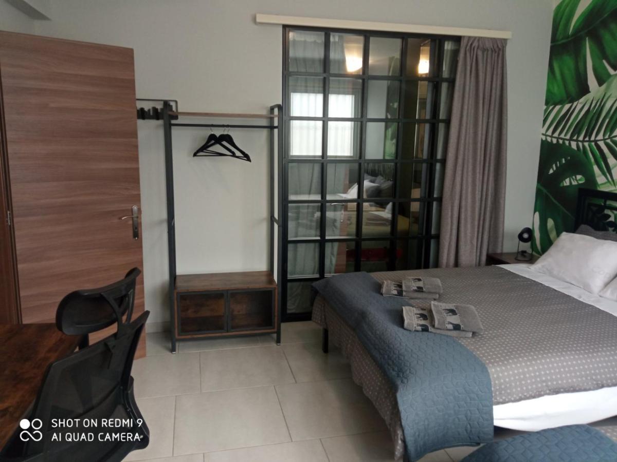 Patras' Hitech Apartment Zewnętrze zdjęcie